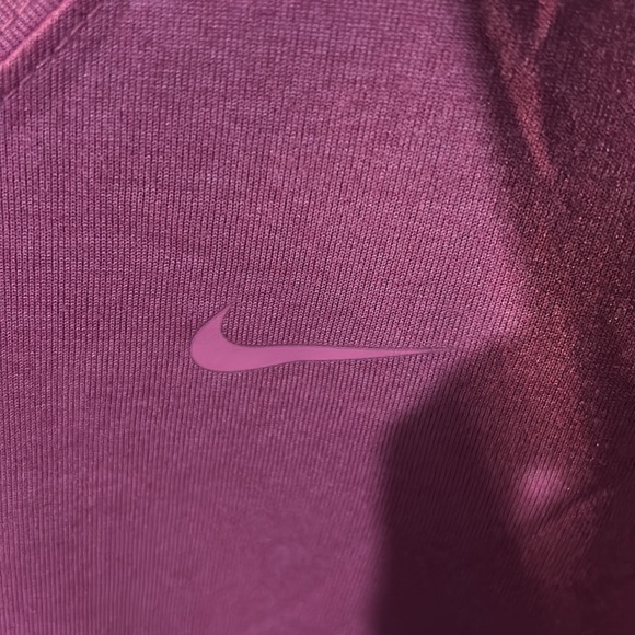 Nike Dri-Fit long sleeve shirt - Picture 2 of 4